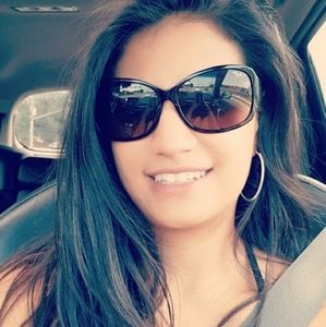 Meet your Posher, Mariel